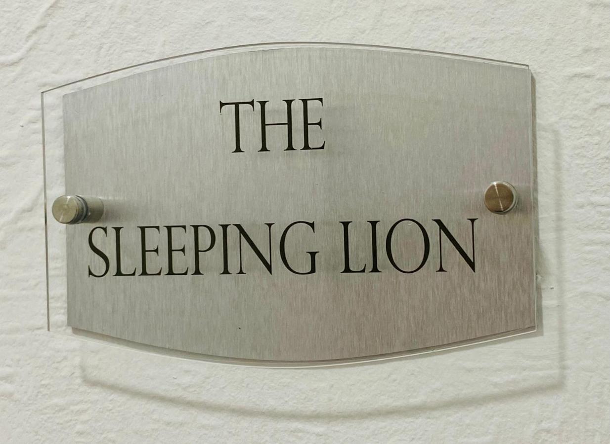 The Sleeping Lion - Dunoon Holiday Home Exterior photo